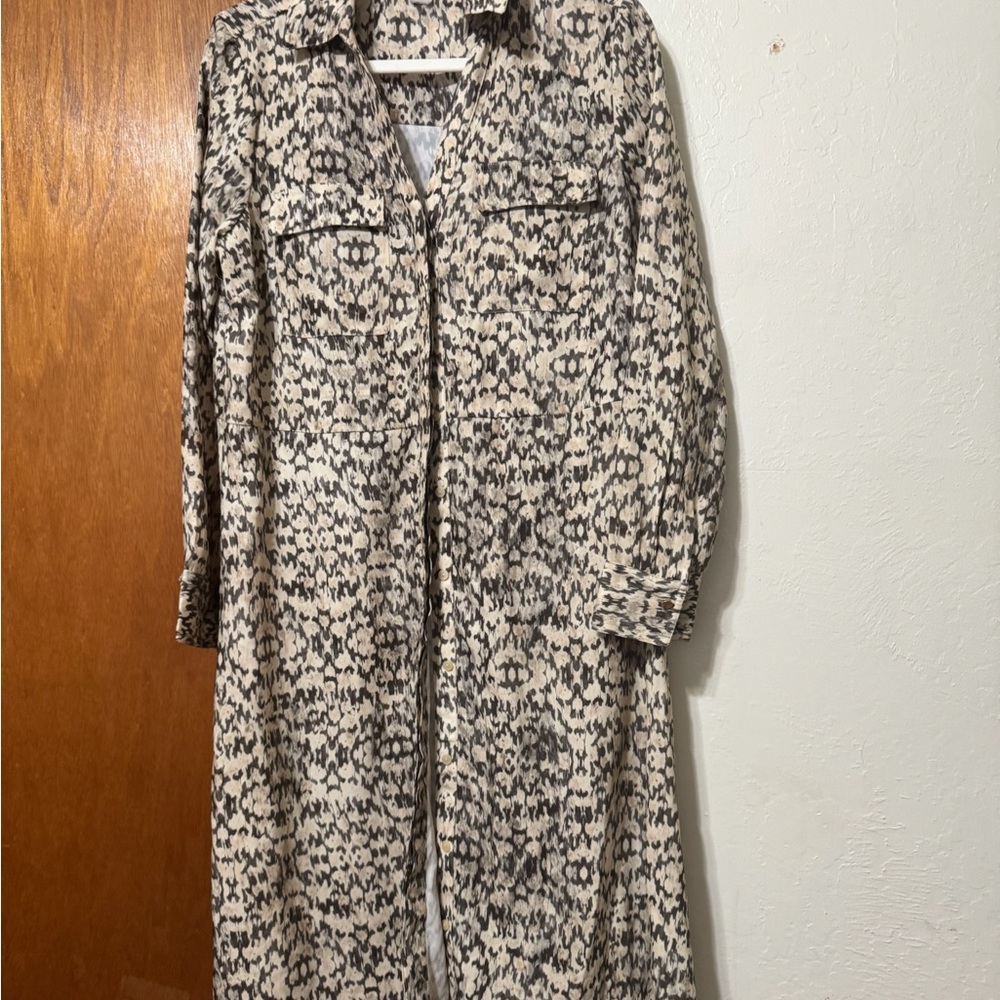 H&M Black and Cream Long Sleeve Dress